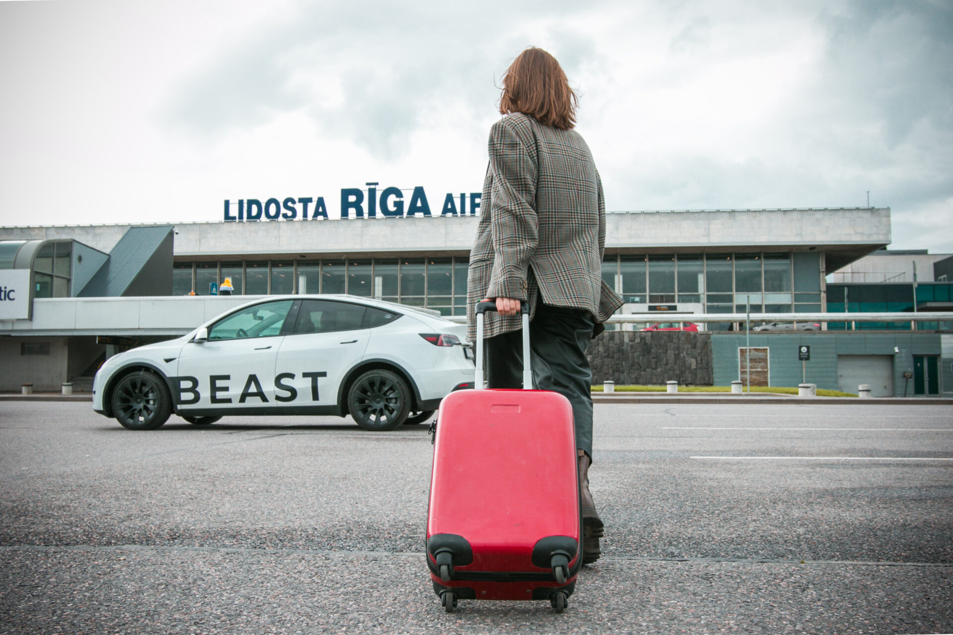 Fastest car rent in Riga Airport